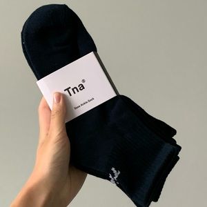TNA base ankle socks 3 pairs